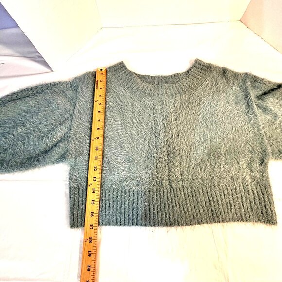 Oliveacous Fuzzy Knit Cropped Sweater Balloon Sleeves Light Sage Green Size M - Picture 5 of 6